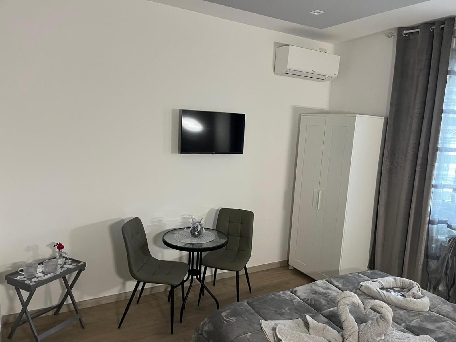 New House Hotel Fiumicino Exterior photo