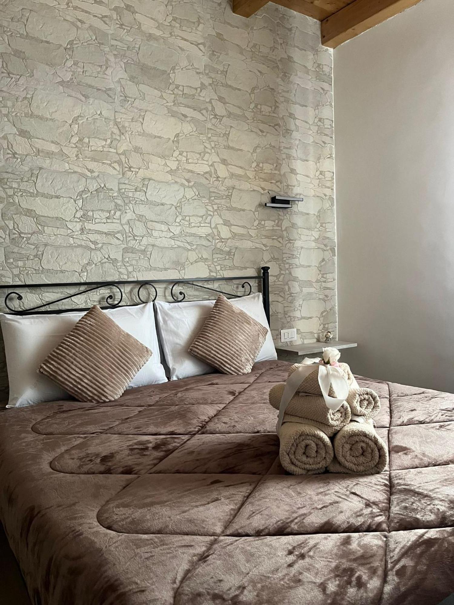 New House Hotel Fiumicino Exterior photo