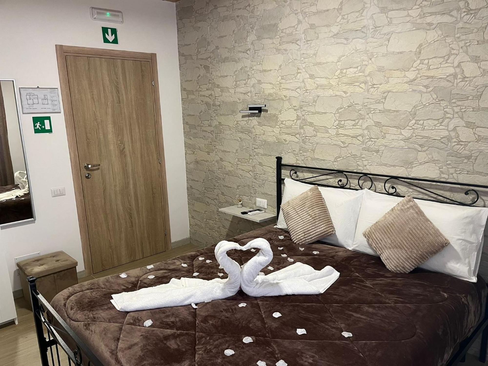 New House Hotel Fiumicino Exterior photo