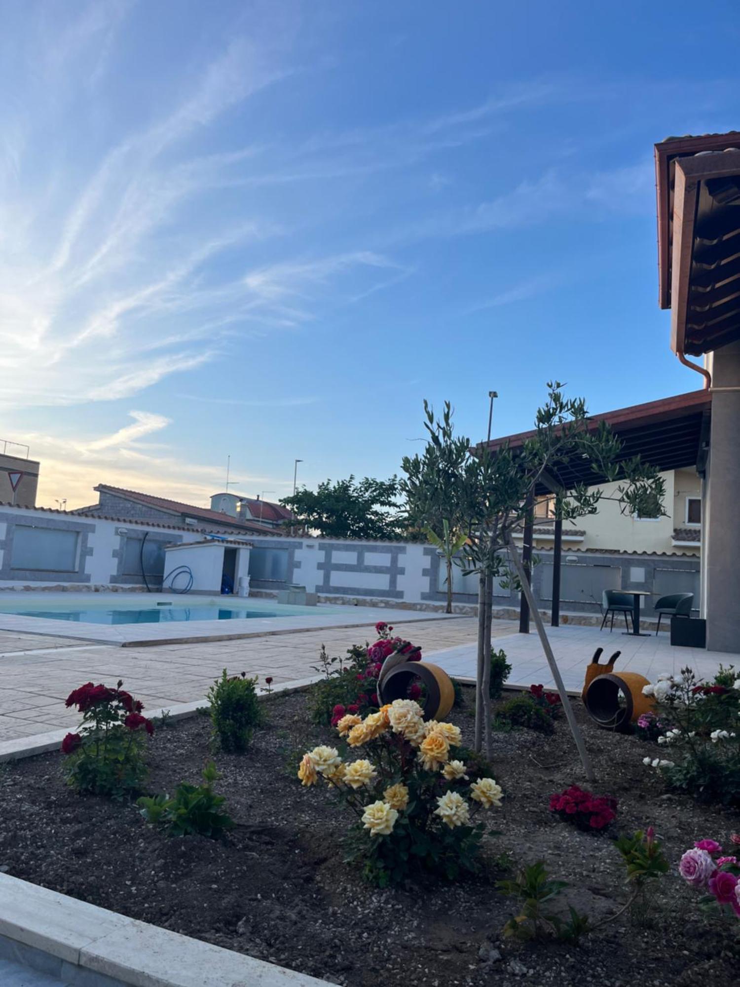 New House Hotel Fiumicino Exterior photo